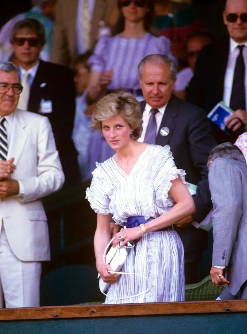 吉鲁与里尔 吉鲁与里尔